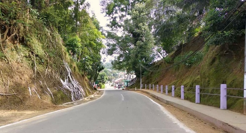 Aizwal Lunglei Road Near The Town of Hmuifang